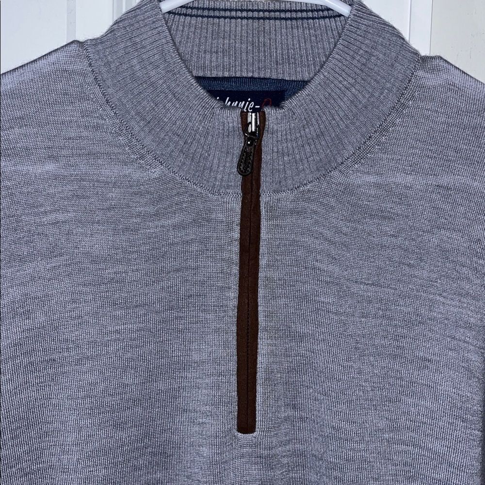Beautiful Gray Johnnie-O T Neck 1/4 zip wool blend dress sweater sweatshirt M